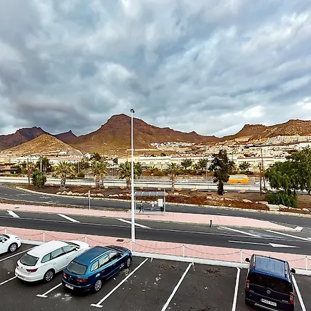 Apartment Red Large Family Apartment, Three Floors, 10 Guests