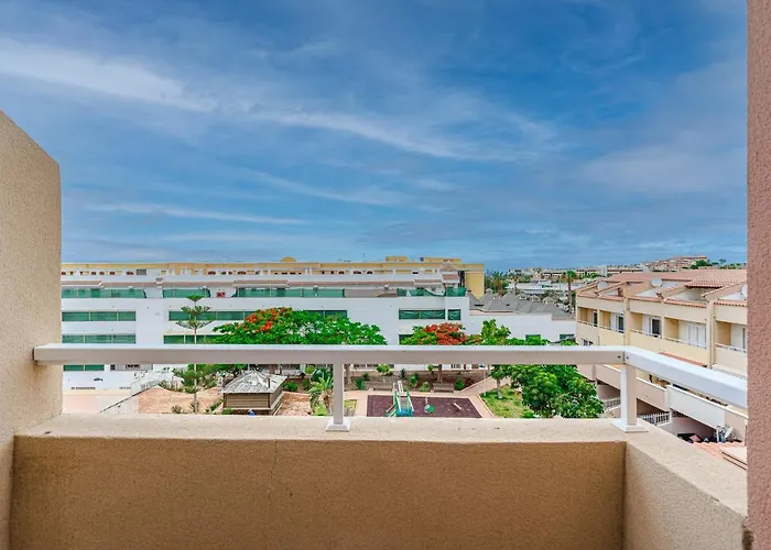 Apartamento Red Large Family Apartment, Three Floors, 10 Guests