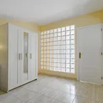 Red Large Family Apartment, Three Floors, 10 Guests 公寓